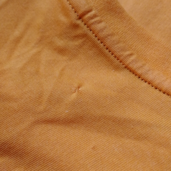 PUMA X HELLY HANSEN Orange Popsicle back graphic tee 100% Cotton Medium NWT - Picture 13 of 14